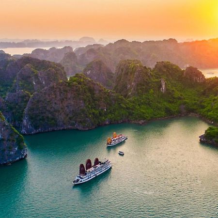 Halong Arcadia Cruise Hotel Ha Long Exterior photo