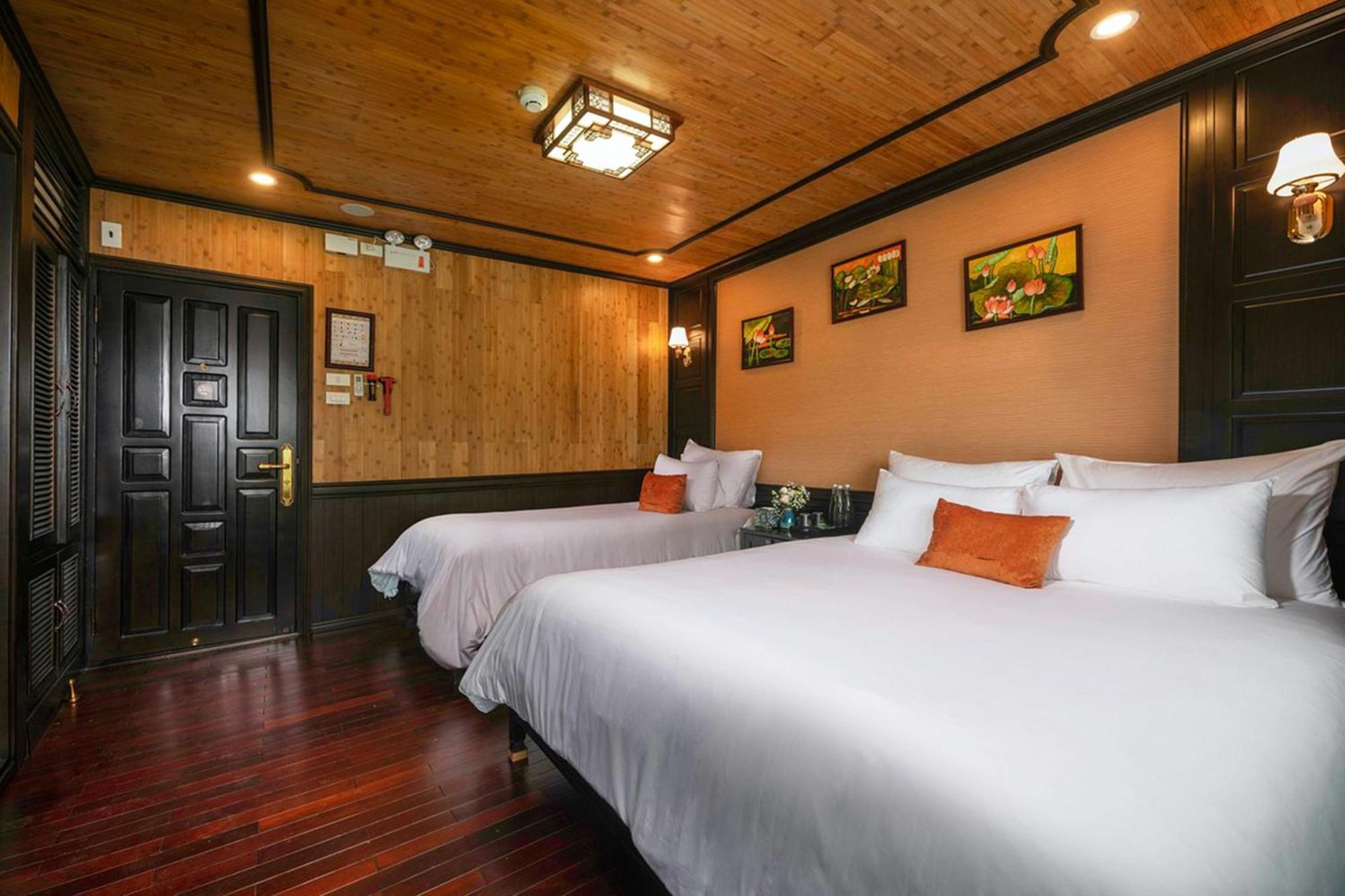 Halong Arcadia Cruise Hotel Ha Long Exterior photo