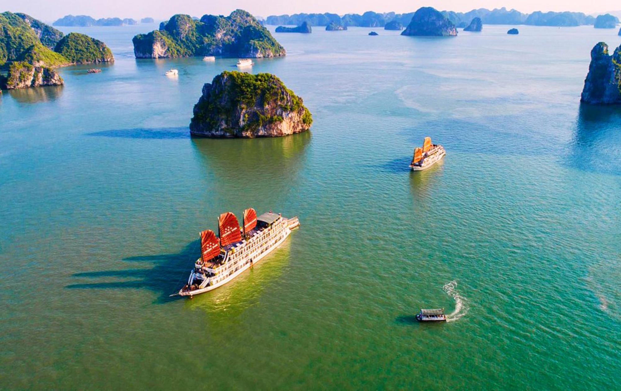 Halong Arcadia Cruise Hotel Ha Long Exterior photo