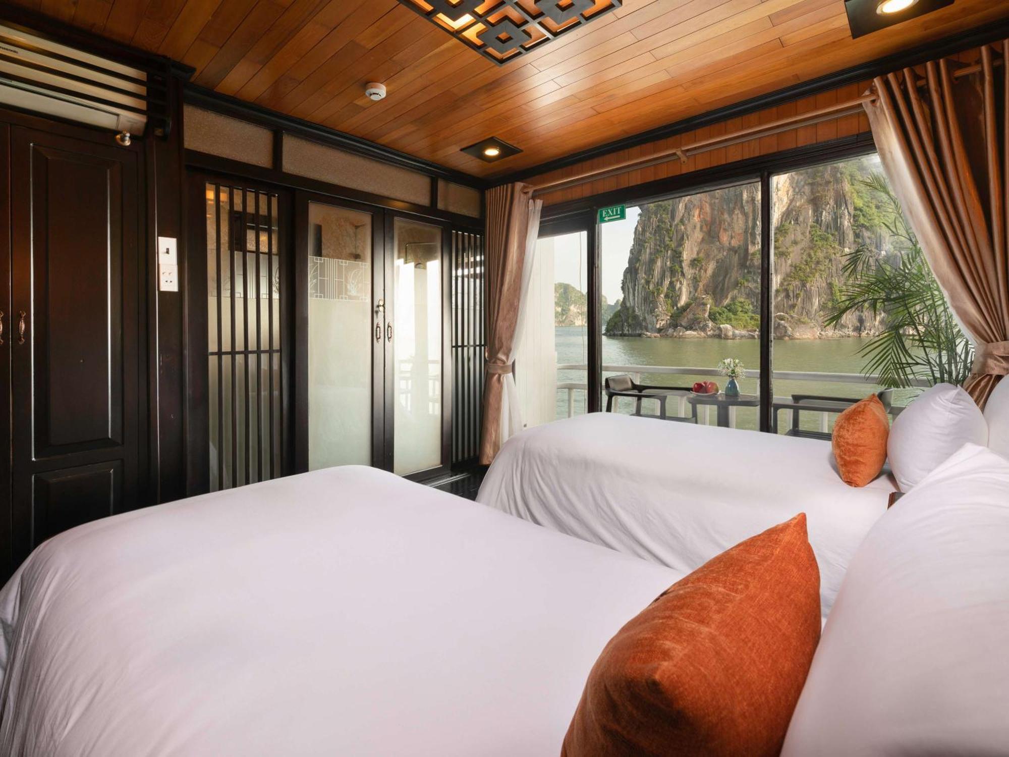 Halong Arcadia Cruise Hotel Ha Long Exterior photo