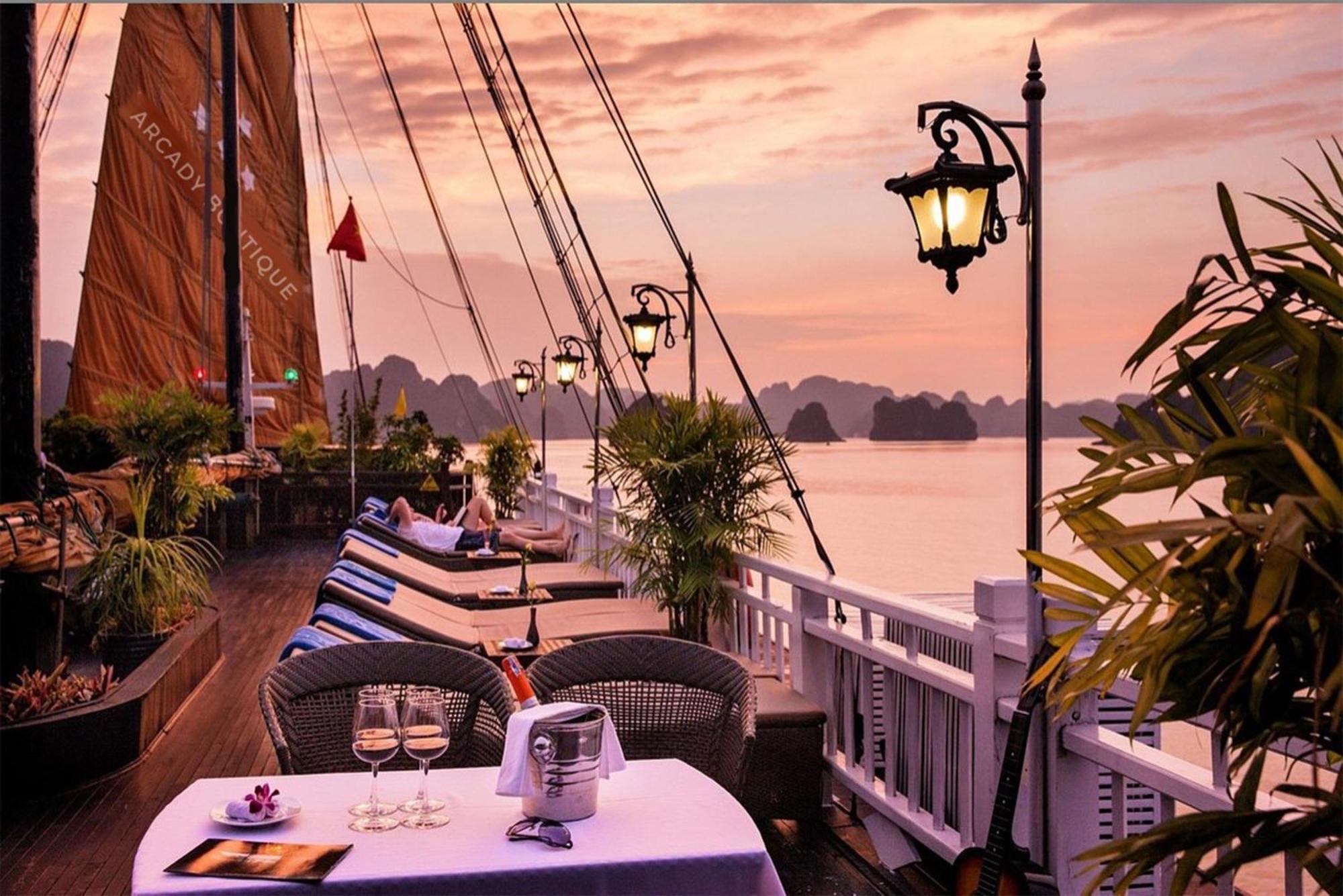 Halong Arcadia Cruise Hotel Ha Long Exterior photo