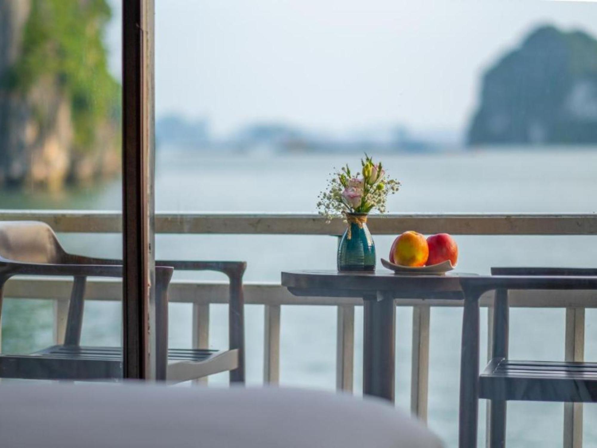 Halong Arcadia Cruise Hotel Ha Long Exterior photo